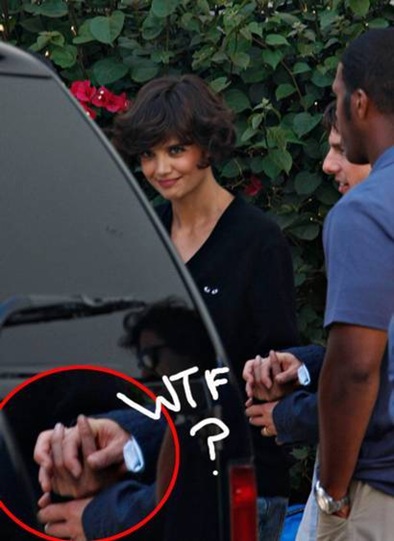 Bikini Model In The World: Katie Holmes Hands Darkened: Scientology's